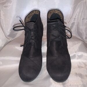 Marco Republic Black Suede Galaxy Wedge Ankle Boots size‎ 8 M